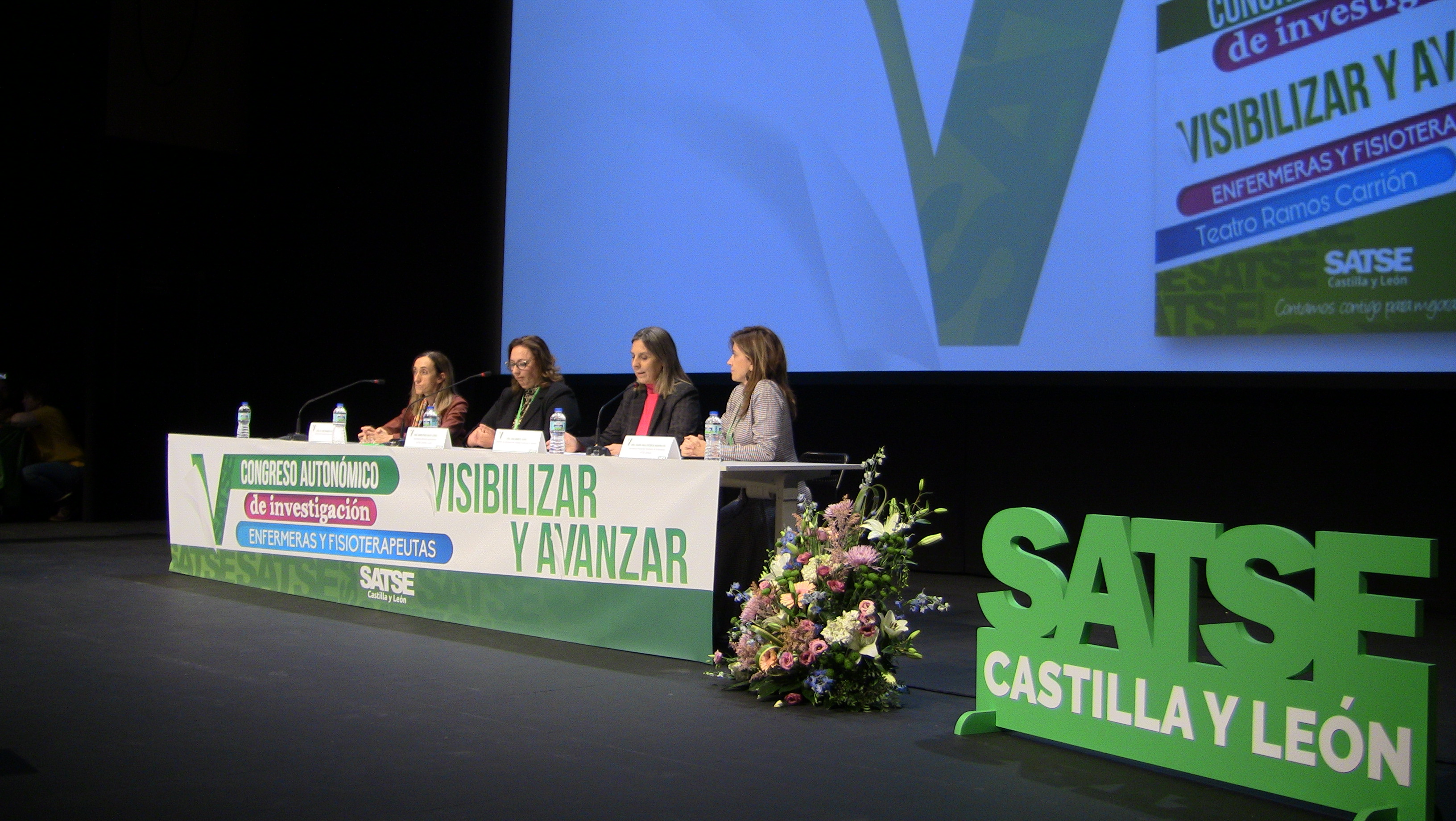 Mesa en la clausura del V Congreso de Investigación de SATSE Castilla y León, en Zamora en 2023