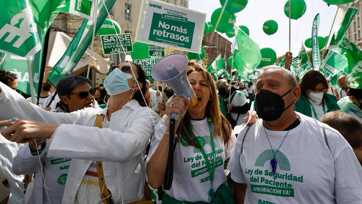 A pesar de que los partidos políticos del Congreso manifestan su predisposición a impulsar esta norma, la realidad es que no se ha producido hasta la fecha ningún avance significativo