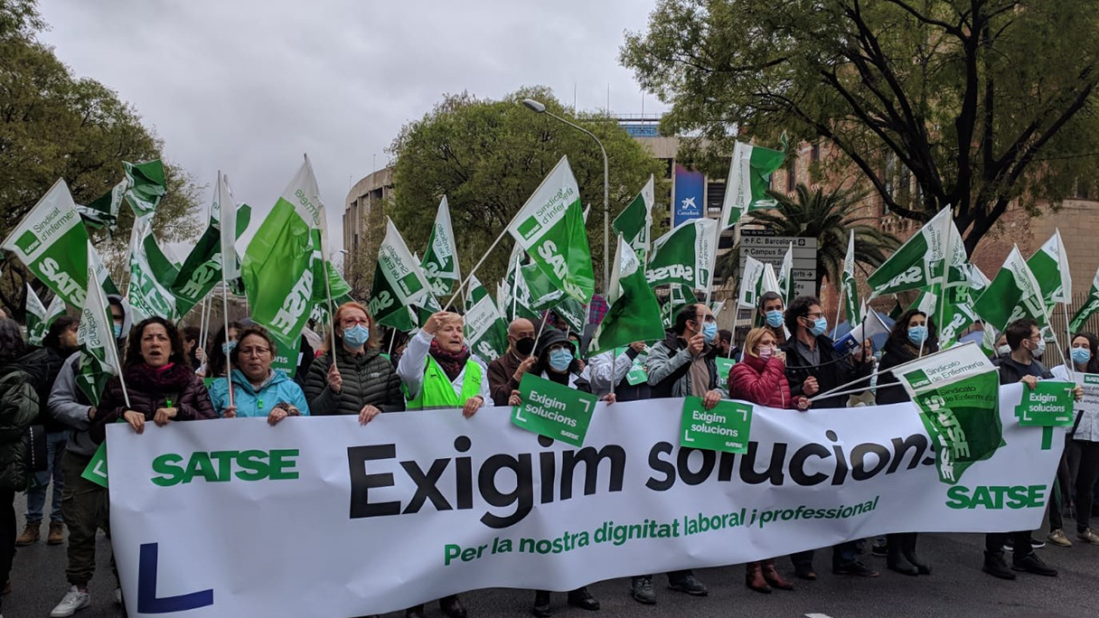 Protesta en las puertas de los centros de salud de Catalunya