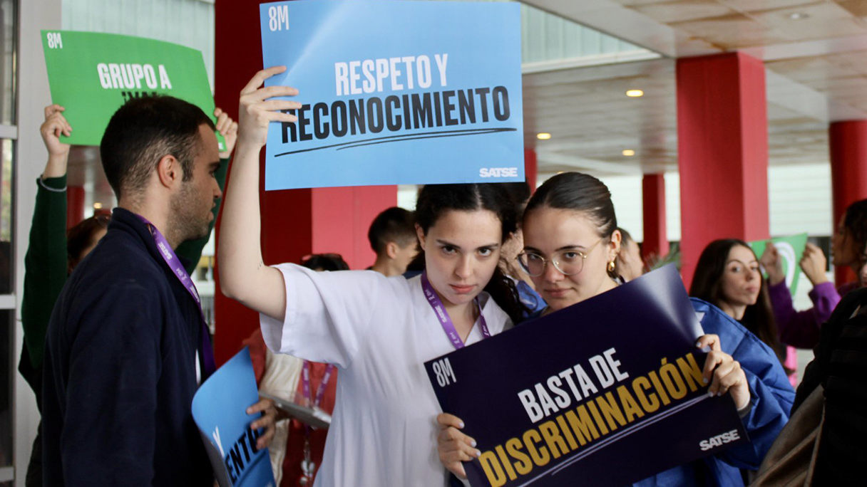 Concentración de SATSE en Ceuta durante el 8M, Día Internacional de la Mujer 2024